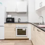 Chill Marywilska Варшава