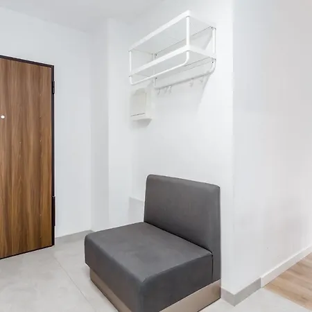 Chill Marywilska Apartment Warsaw